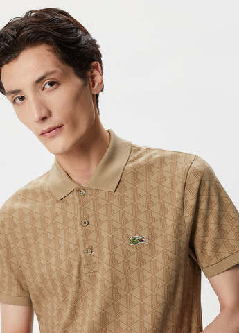Светло-коричневая футболка-поло для мужчин Lacoste с геометрическим узором
