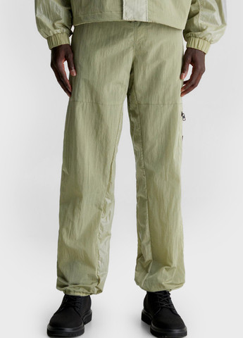 Зеленые кэжуал демисезонные карго брюки Calvin Klein Jeans