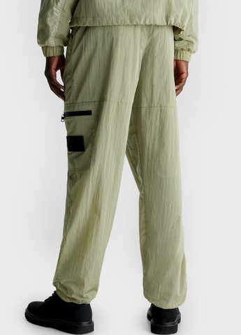 Зеленые кэжуал демисезонные карго брюки Calvin Klein Jeans