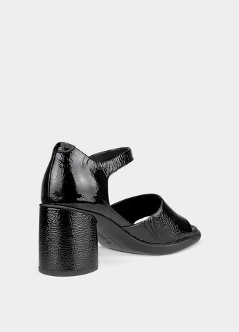 Черные босоножки Ecco с ремешком