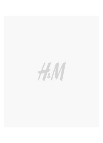 Шорты H&M однотонные белые кэжуалы