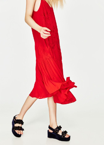 Красное кэжуал платье Zara