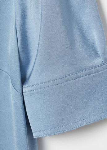 Светло-синяя летняя блуза H&M