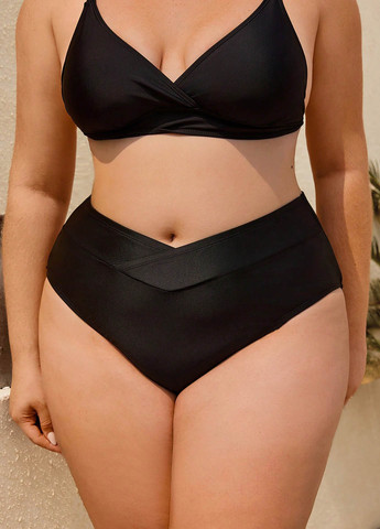 Черные купальные трусики однотонные SHEIN