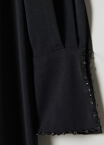 Черное кэжуал платье H&M однотонное