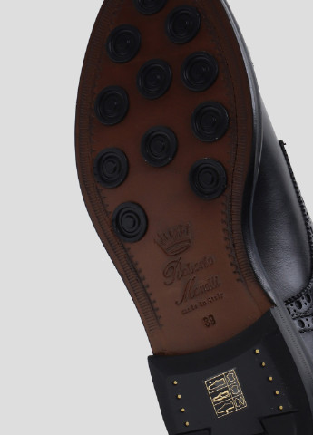 Черные черные кожаные туфли с пряжками Roberto Morelli