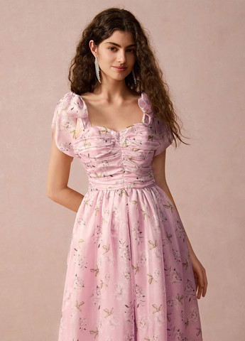 Світло-рожева вечірня сукня кльош, в стилі армпір SHEIN з квітковим принтом