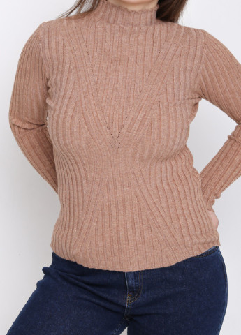 Светло-коричневый демисезонный свитер женский светло-коричневый прителенный с горлом JEANSclub Приталенная
