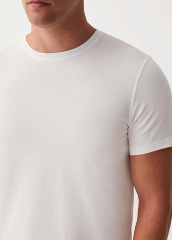 Молочная футболка OVS