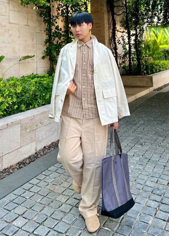 Молочна демісезонна куртка куртка-піджак Uniqlo