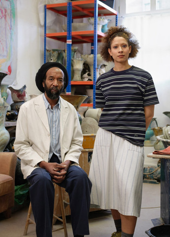 Молочна демісезонна куртка куртка-піджак Uniqlo