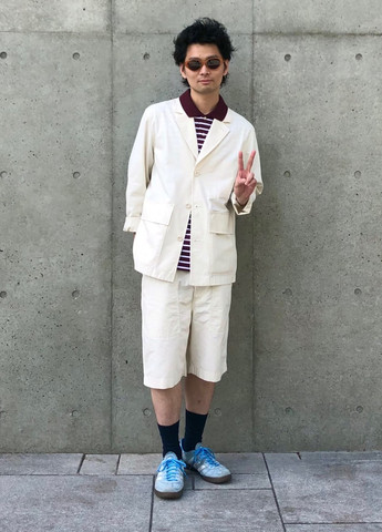 Молочна демісезонна куртка куртка-піджак Uniqlo