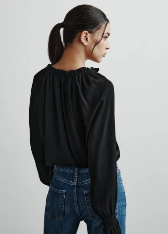 Чорна блузка DKNY