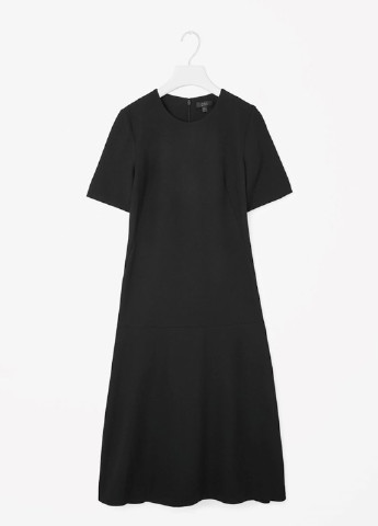 Черное кэжуал платье клеш Cos однотонное