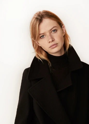 Черное демисезонное Пальто Massimo Dutti