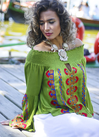 Зеленая летняя блуза Anastasea