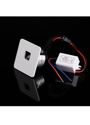 Світильник світлодіодний, 40х60х60 мм Brille (130564872)