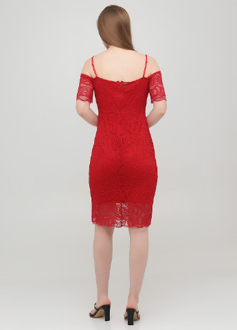 Красное коктейльное платье футляр Guess однотонное