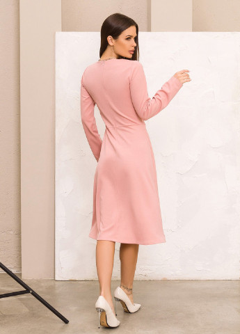 Розовое деловое платья ISSA PLUS однотонное