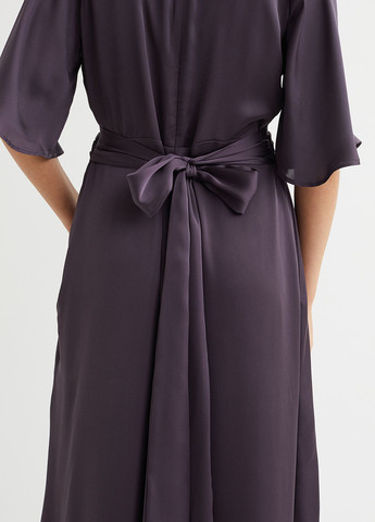 Фиолетовое кэжуал платье клеш H&M однотонное
