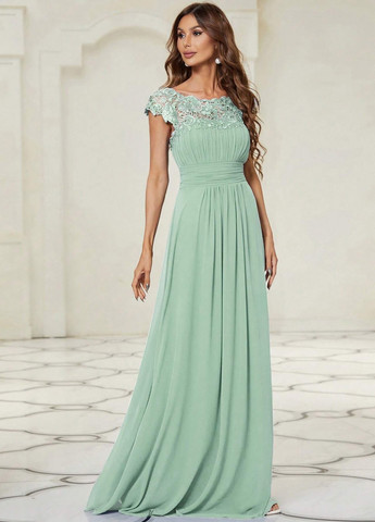 Светло-зеленое вечернее платье с открытой спиной SHEIN однотонное