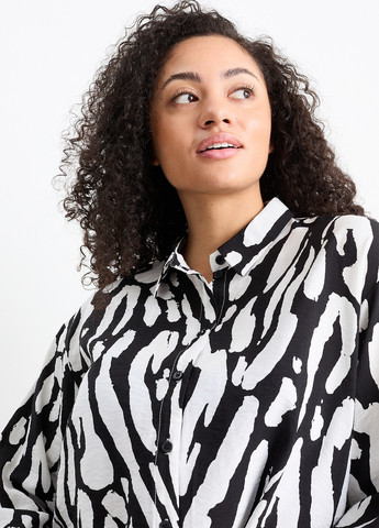 Чорно-біла блуза C&A