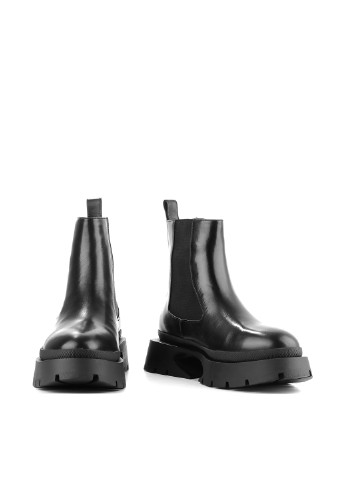 Осенние ботинки челси Le'BERDES без декора