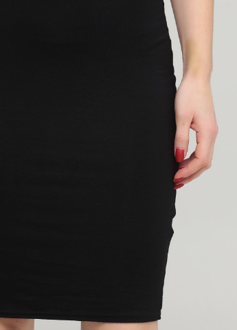 Черное кэжуал платье с открытыми плечами Daisy Street однотонное
