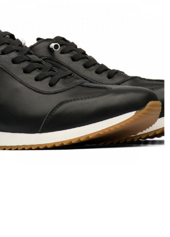 Черные демисезонные кроссовки кожаные мужские 93013 No Brand