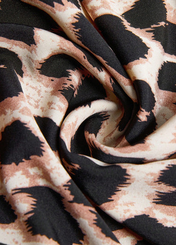 Комбінована кежуал сукня а-силует, з відкритими плечима, з відкритою спиною SHEIN леопардовий