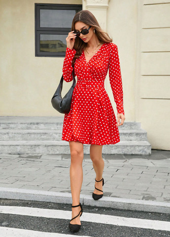 Червона кежуал сукня кльош, на запах SHEIN в горошок