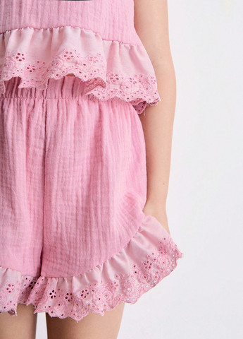 Светло-розовый летний костюм (майка, шорты) SHEIN