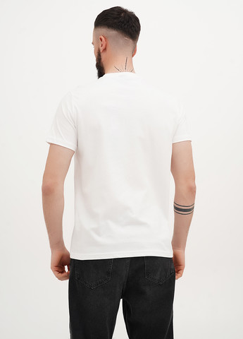 Белая футболка Hugo Boss