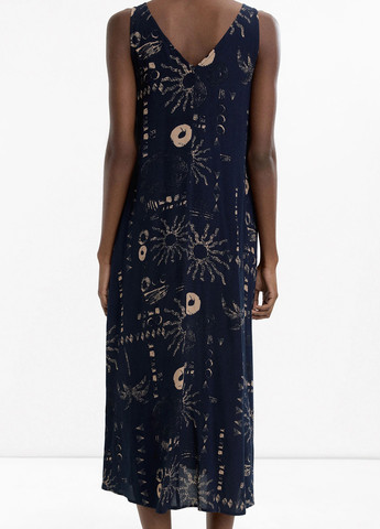 Черное кэжуал платье а-силуэт Parfois с рисунком