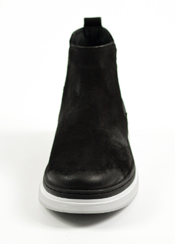 Черные осенние ботинки мужские Pandew