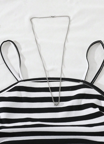 Чорно-білий літній костюм (майка, шорти) SHEIN