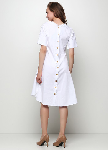 Белое кэжуал платье Perletti