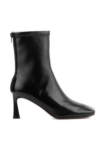 Чорні демісезонна ботильйони Le'BERDES