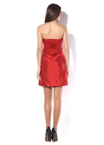 Красное кэжуал платье короткое Vero Moda
