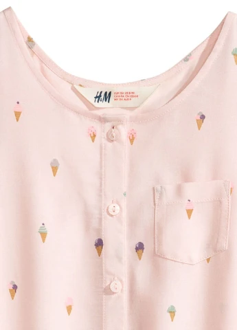 Розовая с рисунком блузка H&M летняя