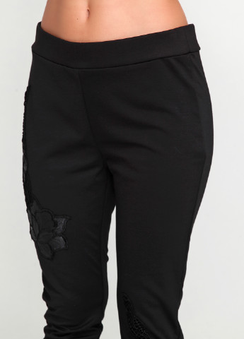 Черные кэжуал демисезонные зауженные брюки Mariposa
