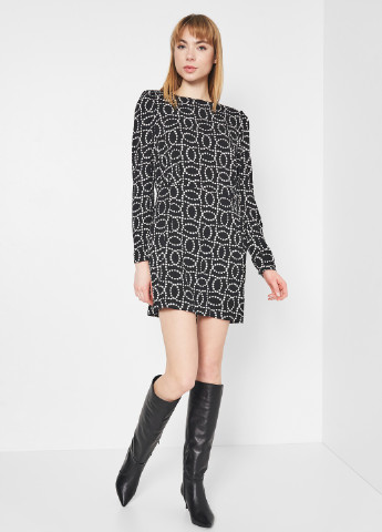 Чорна кежуал сукня H&M з малюнком