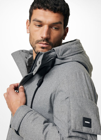 Светло-серая зимняя куртка Mexx