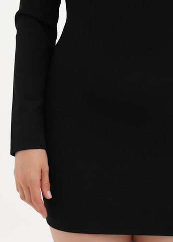 Черное кэжуал платье Sassofono однотонное