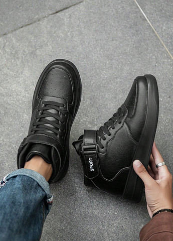 Черные демисезонные кроссовки SHEIN