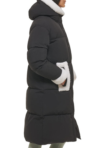 Чорна демісезонна куртка куртка-пальто Levi's