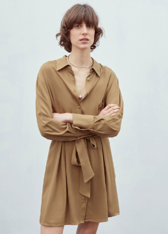 Оливковое (хаки) кэжуал платье Mudo однотонное