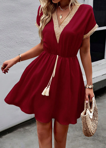 Бордовое кэжуал платье клеш SHEIN однотонное