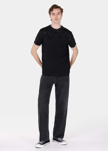 Черная футболка Colin's