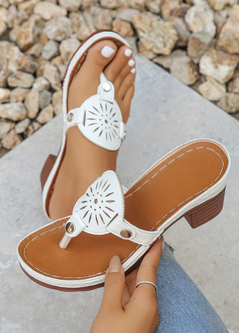 Белые кэжуал шлепанцы SHEIN с заклепками, с перфорацией
